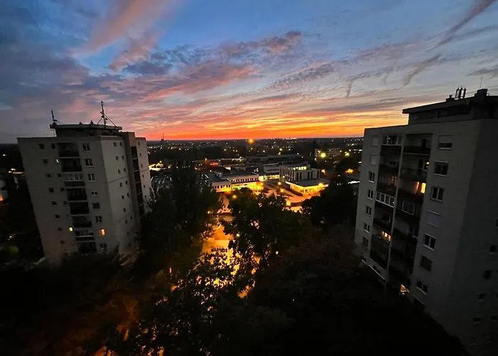 Monos Apartman